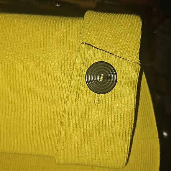 Planet Yellow Jacket - Picture 9 of 14